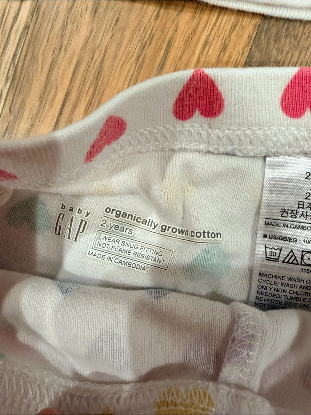 Gap toddler girl rainbow hearts summer pajamas
